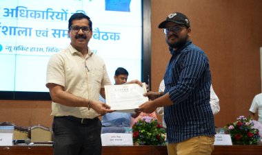 राज्य स्तरीय सम्मान से जशपुर का बढ़ा गौरव, सोशल मीडिया समन्वयक अंक पांडे सम्मानित