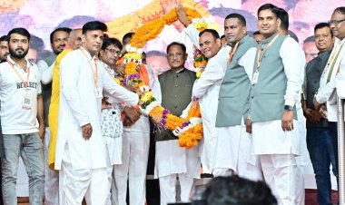 रायपुर : तीजा-पोरा तिहार छत्तीसगढ़ की संस्कृति, पारिवारिक मूल्यों और कृषि परंपरा के प्रतीक : मुख्यमंत्री विष्णुदेव साय