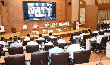 उप मुख्यमंत्री ने सड़कों व पुलों की स्थिति की ली जानकारी, सभी मुख्य अभियंताओं और कार्यपालन अभियंताओं की ली बैठक