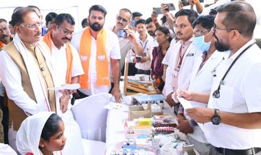 बाढ़ प्रभावित परिवारों के साथ पूरी संवेदनशीलता से खड़ी है सरकार : मुख्यमंत्री श्री विष्णु देव साय