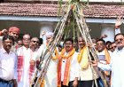 गन्ने का मूल्य 425 रुपये प्रति क्विंटल होने पर किसानों में खुशी, उप मुख्यमंत्री श्री विजय शर्मा को गन्ना भेंटकर किया अभिनंदन