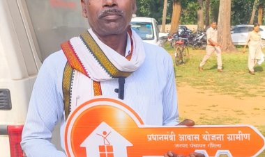 मिट्टी की दीवारों से पक्के आशियाने तक: राजा राम के वर्षों पुराने सपने को प्रधानमंत्री आवास योजना ने दिया आकार
