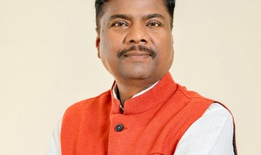मुख्यमंत्री श्री विष्णु देव साय एवं सहकारिता मंत्री श्री केदार कश्यप ने गन्ना किसानों को दी बधाई