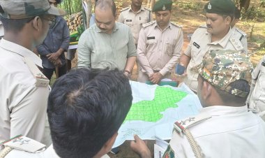 वन विकास निगम ने कवर्धा में मैदानी अमले को दिया व्यावहारिक प्रशिक्षण