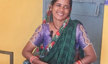 योजना की 32वीं किस्त मिलने से मानकुंवर के चेहरे पर आई खुशी, बच्चों के लिए खरीद रही हैं कॉपी-पेन और जरूरी शैक्षणिक सामग्री