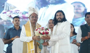बाबा गुरु घासीदास जी के सत्य, अहिंसा और सामाजिक समरसता के मार्ग पर आगे बढ़ रही प्रदेश सरकार : मुख्यमंत्री श्री विष्णु देव साय