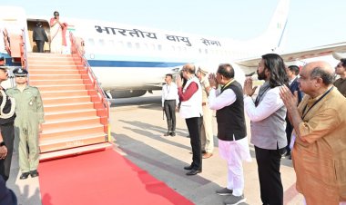 राष्ट्रपति श्रीमती द्रौपदी मुर्मु छत्तीसगढ़ प्रवास के पश्चात रायपुर से हुईं रवाना