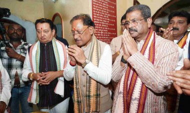 मुख्यमंत्री श्री विष्णु देव साय ने रामचंडी मंदिर में पूजा-अर्चना कर प्रदेश की खुशहाली एवं सुख-समृद्धि की कामना की