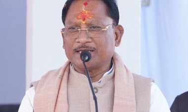 मुख्यमंत्री श्री साय ने मंदिर परिसर में 50 लाख रुपये की लागत से भव्य डोम निर्माण की घोषणा की