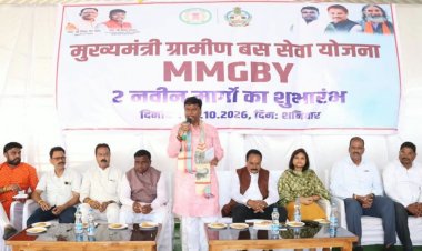 परिवहन मंत्री श्री केदार कश्यप ने भानुप्रतापपुर-कोरर और भानुप्रतापपुर-अंतागढ़ मार्ग पर बसों को दिखाई हरी झंडी