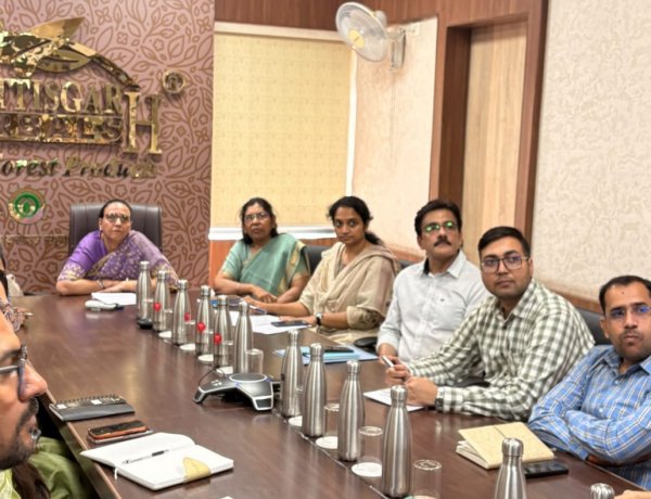 नीति आयोग के दल ने किया छत्तीसगढ़ के लघु वनोपज आधारित आजीविका मॉडल का अध्ययन