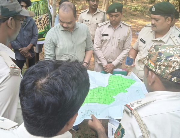 वन विकास निगम ने कवर्धा में मैदानी अमले को दिया व्यावहारिक प्रशिक्षण